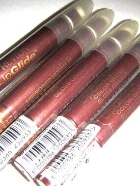 One (1) Revlon Lip Glide Color Gloss 11 MIRRORED MOCHA Sealed